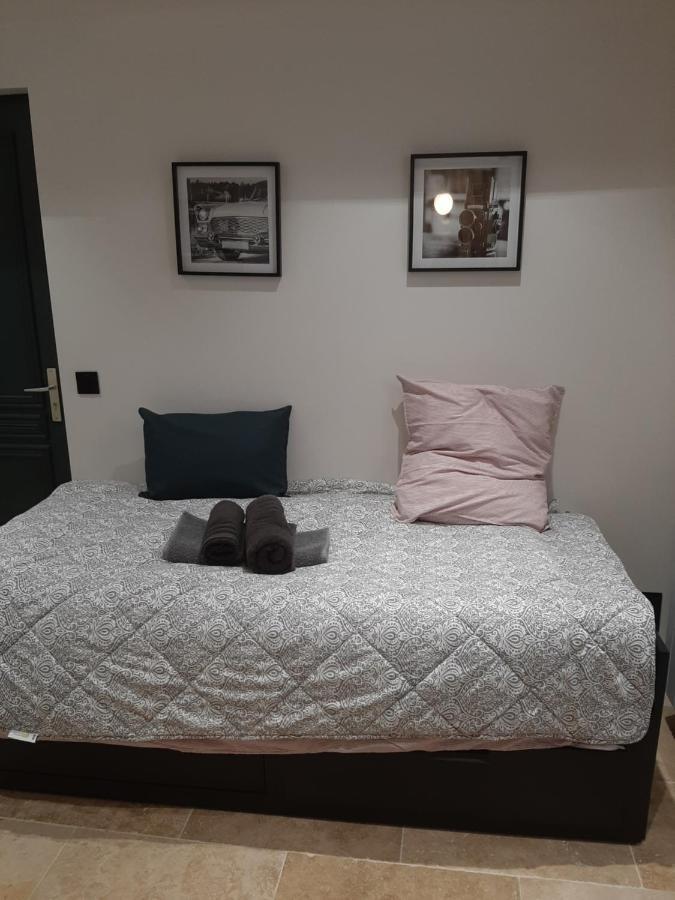 La Studette Du Theatre Apartment Boulogne-Billancourt Exterior photo